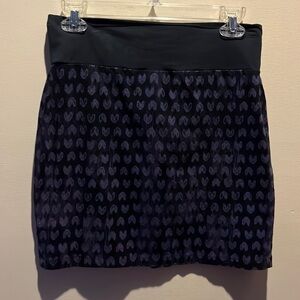 Material girl  Mini skirt  Stretch   Bodycon  black/purple hearts  EUC juniors L